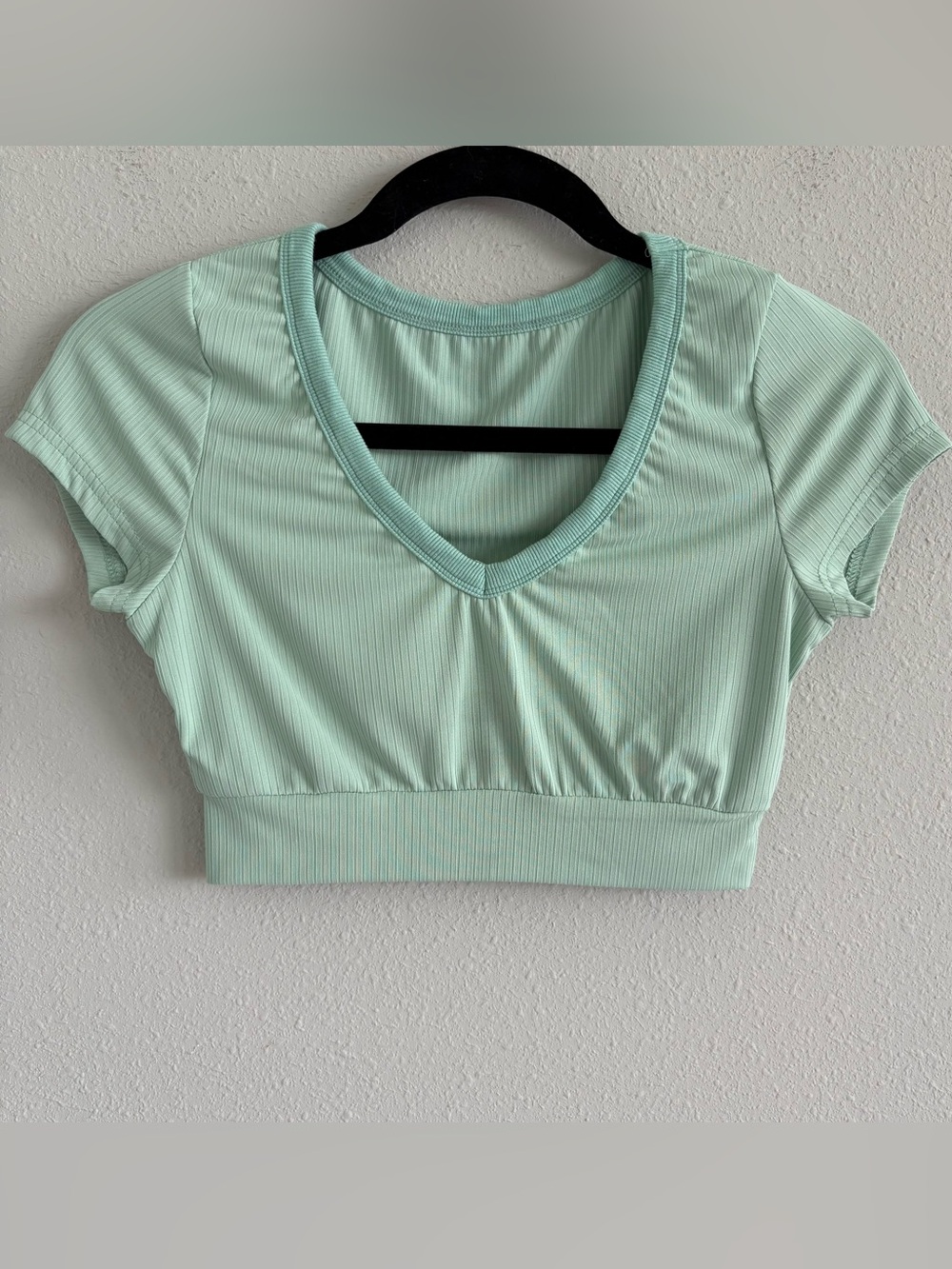 Cropped shirt